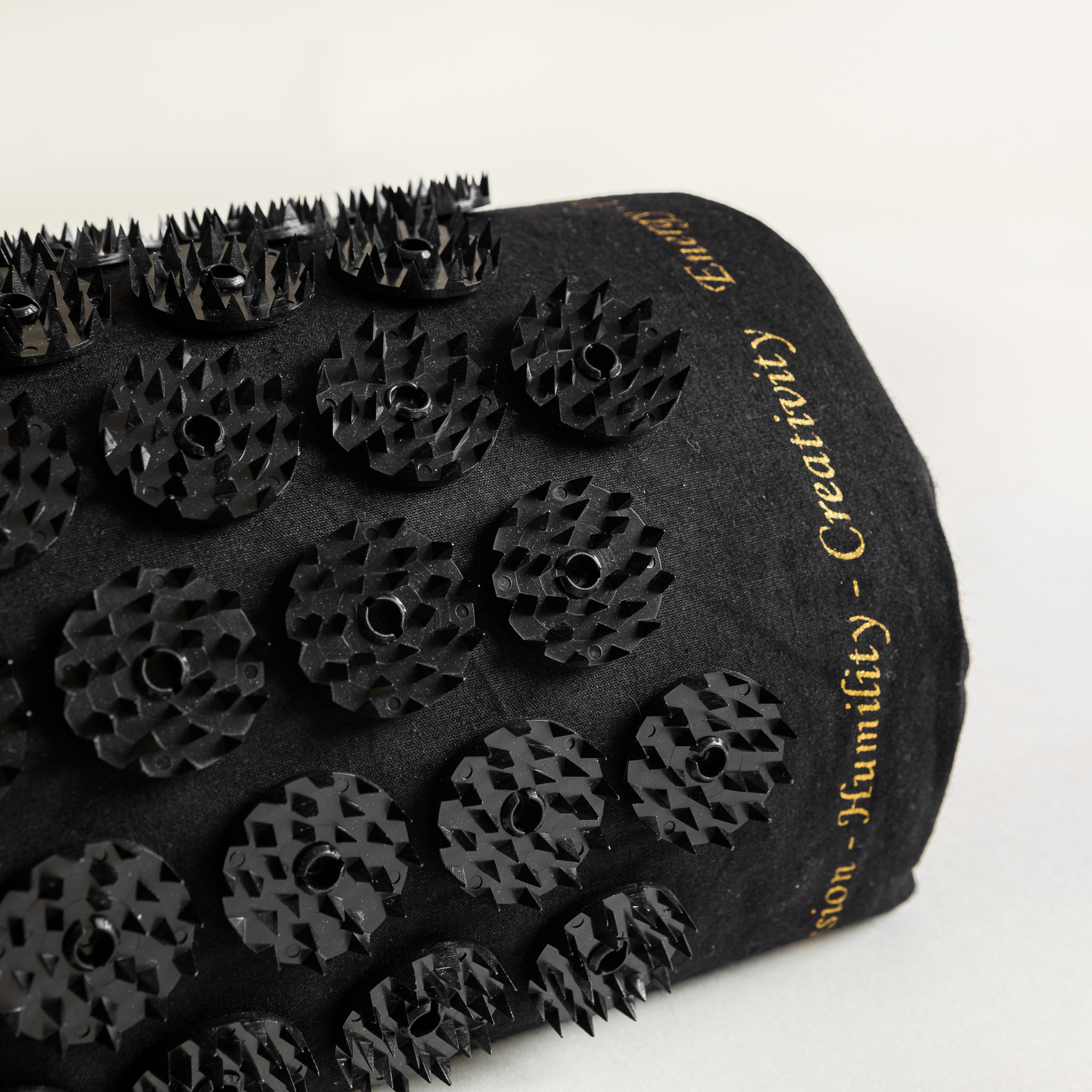 SIGNATURE SHAKTI SPIKES