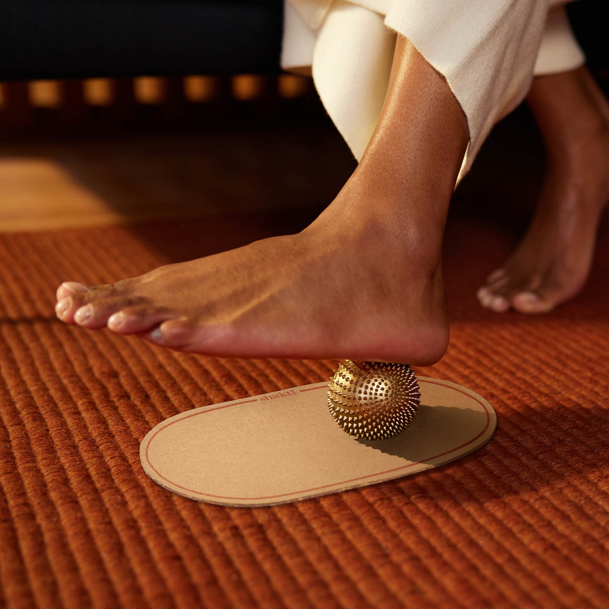 wonderball-pdp-wind-down-feet.jpg